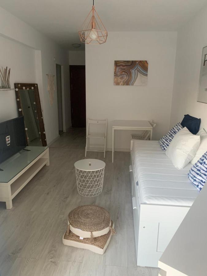 Acogedor Estudio En Primera Linea De Playa Benalmádena Εξωτερικό φωτογραφία